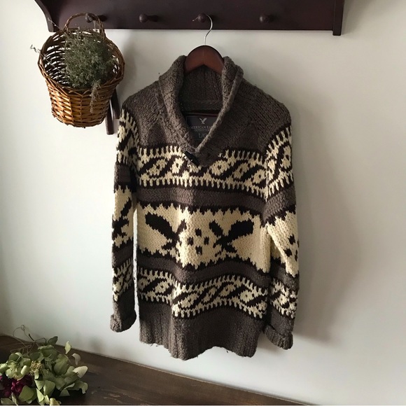 NWOT Rare American Eagle classic sweater. - Picture 1 of 4